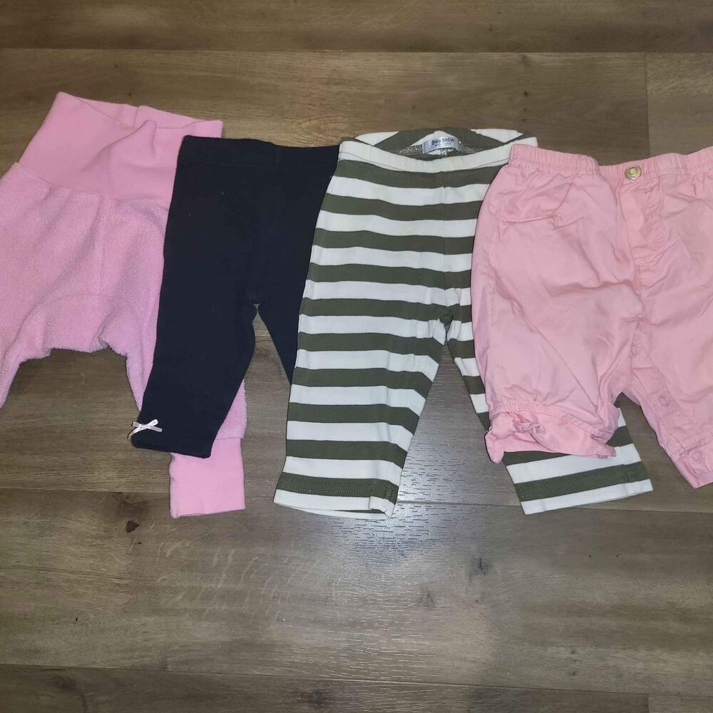 Baby pants set